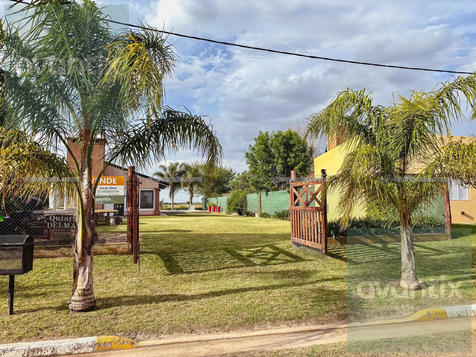 Quinta con pileta en San Antonio - USD 62.000