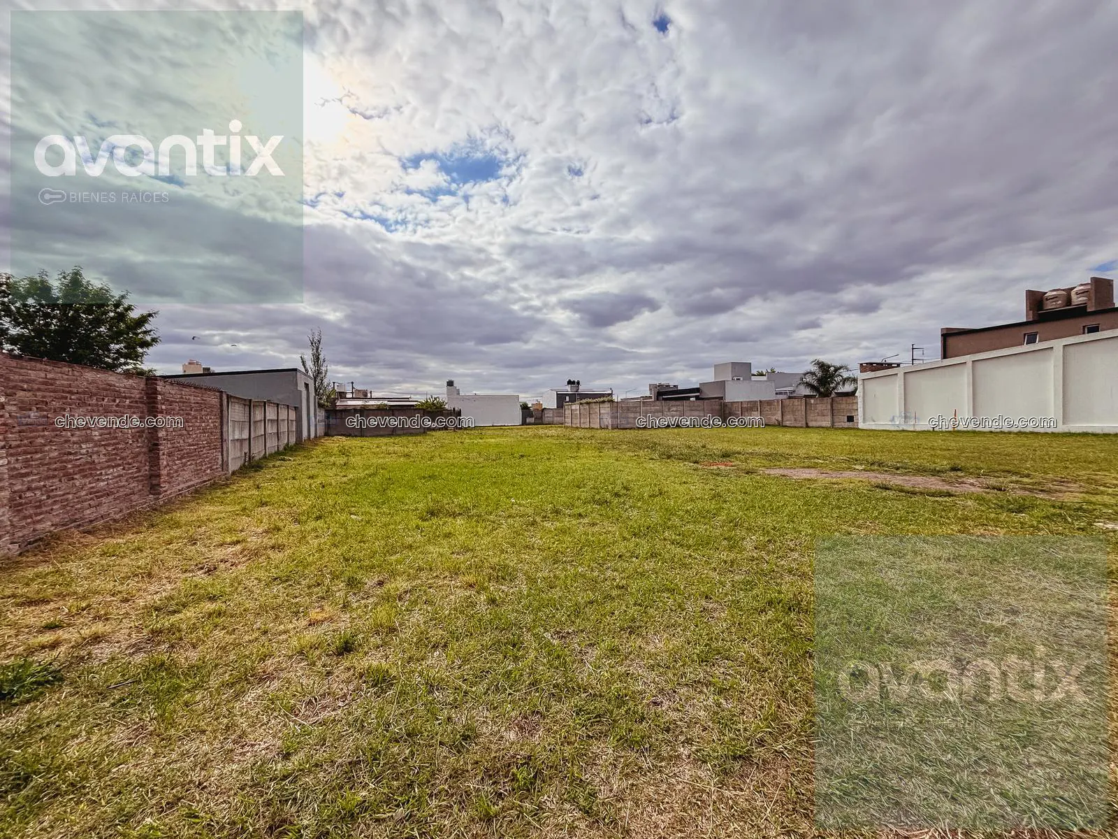 Terreno de 400 m2 en barrio Antártida Argentina