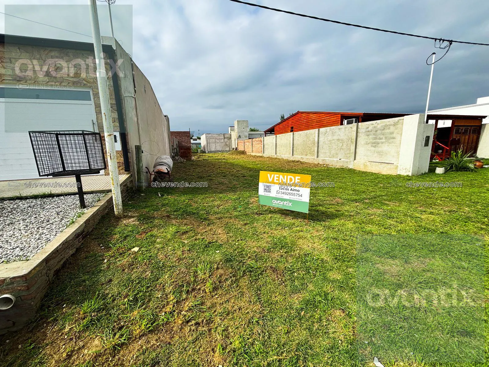 Terreno en Susana 300m2 a USD 20.000!