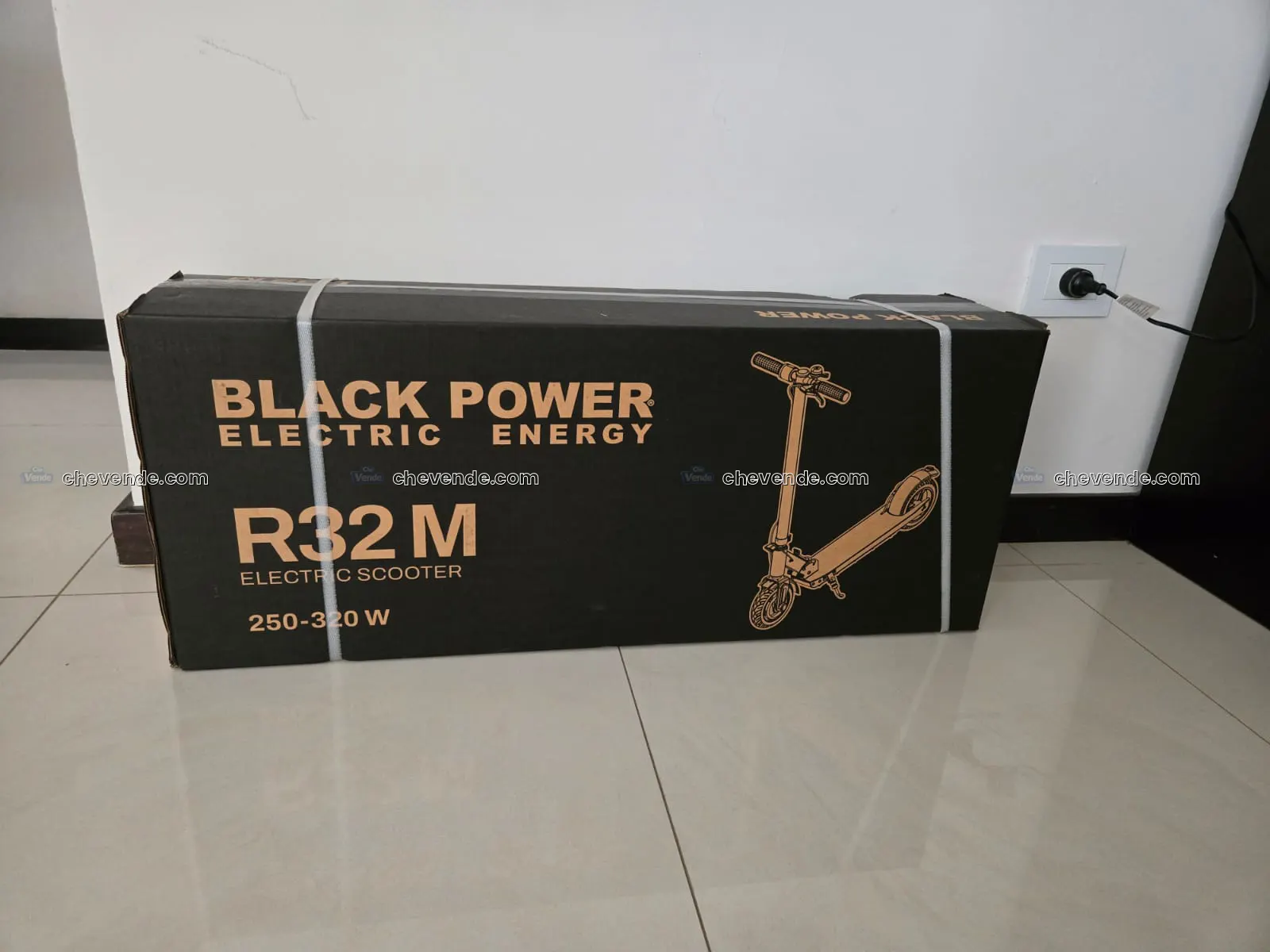 Monopatín Eléctrico Black Power R32 M