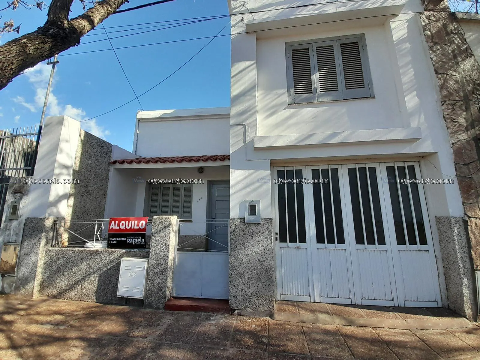 Casa de 2 dormitorios con garaje