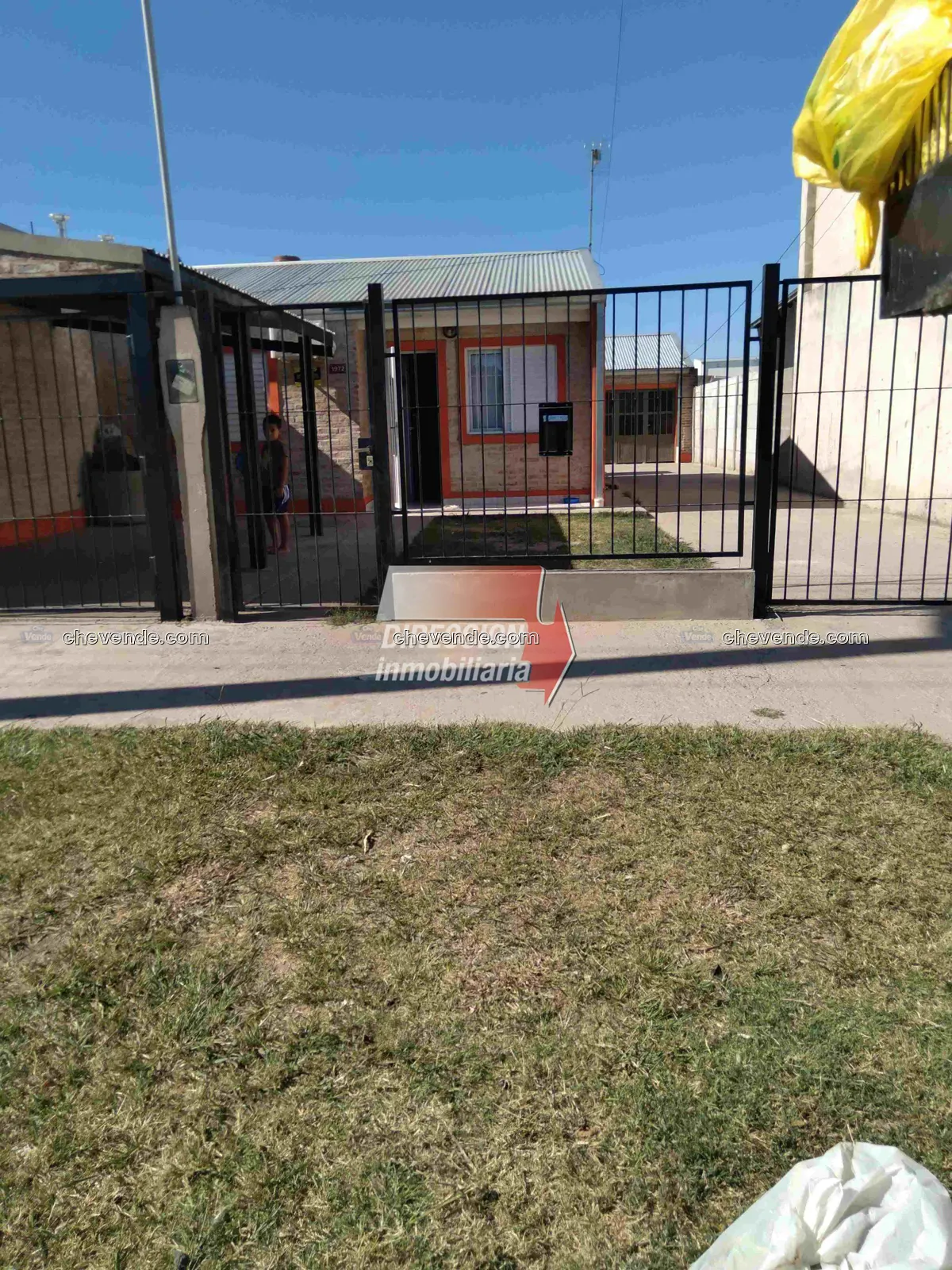 B° LOS NOGALES - Dirección Inmobiliaria