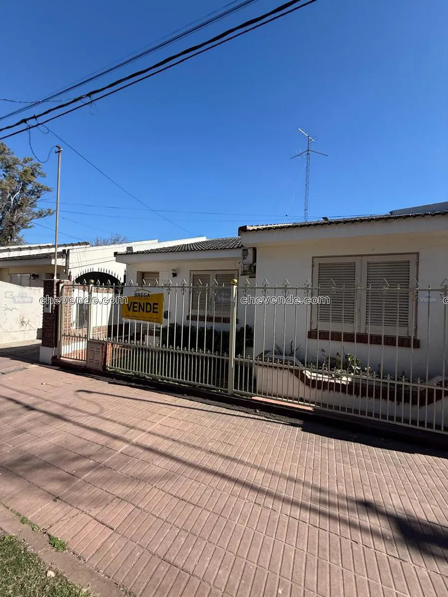 Casa en venta c/ cochera en Rafaela