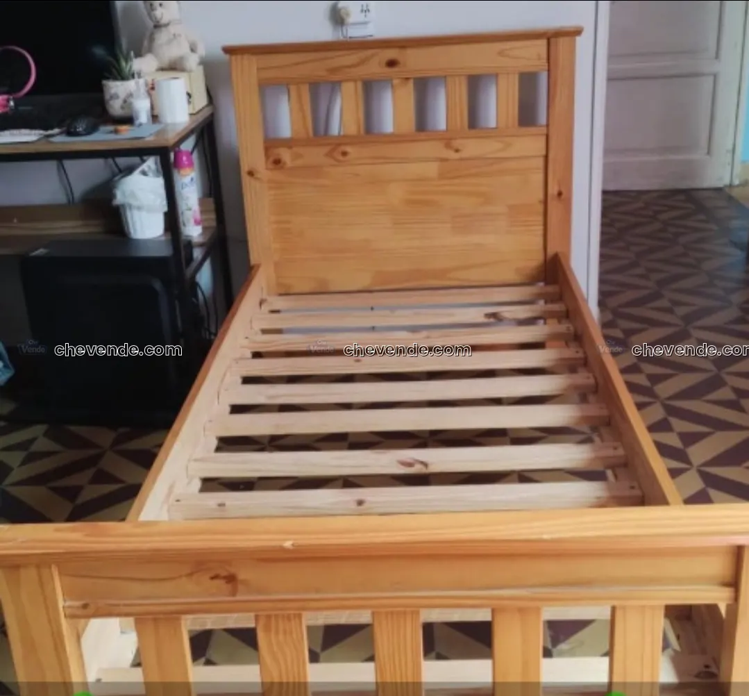 Cama de madera