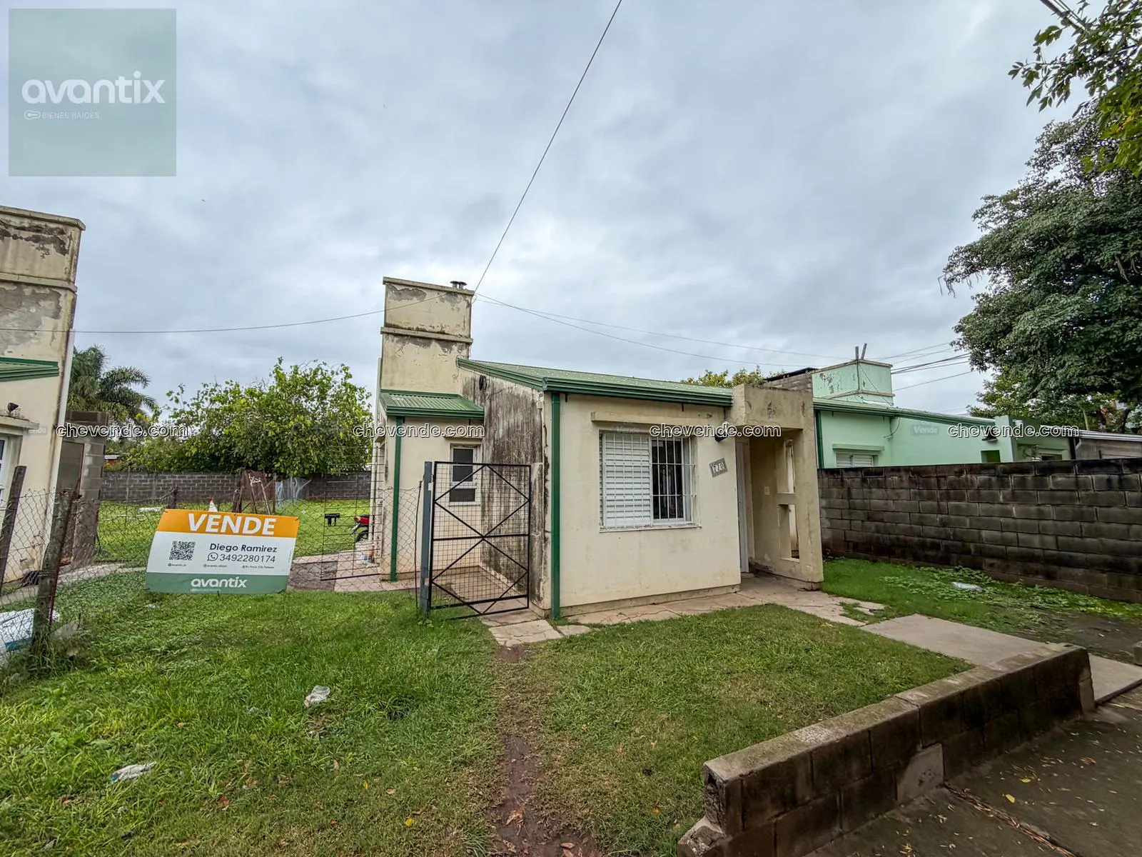 Casa con amplio terreno y gran potencial