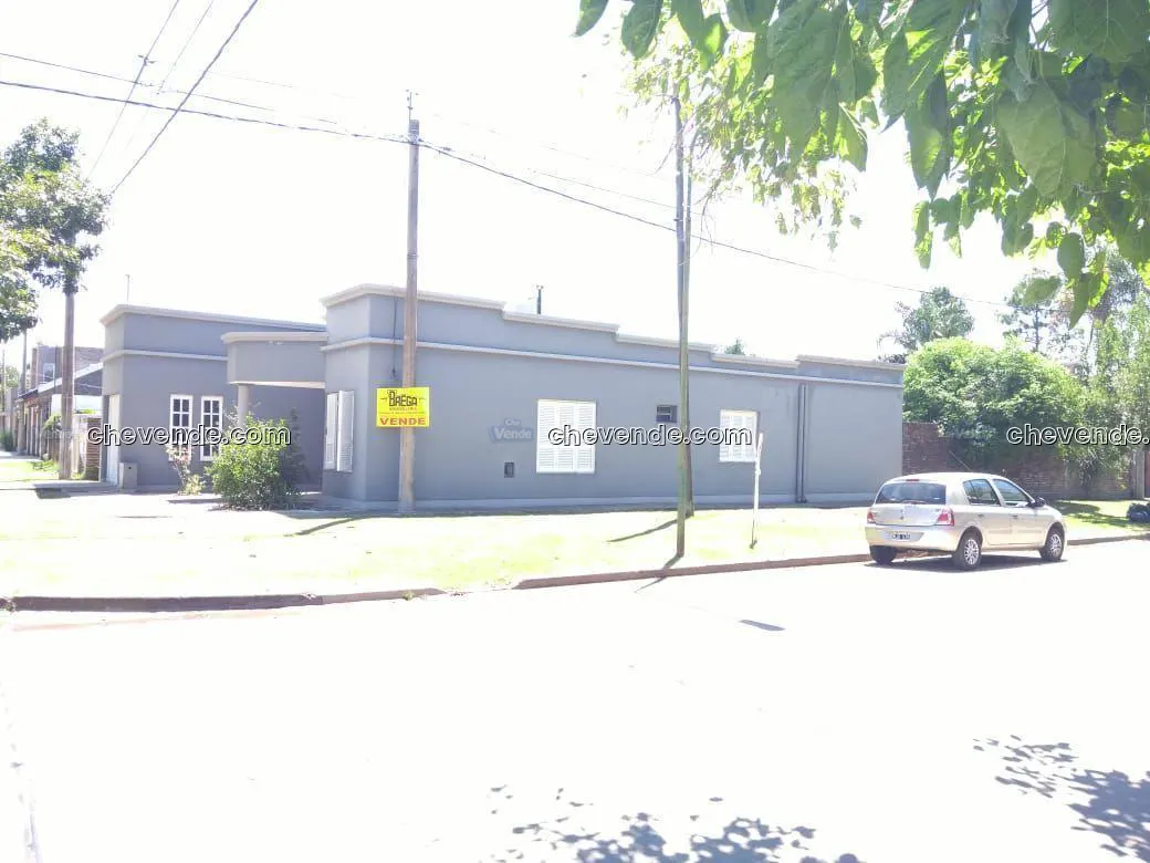 VENTA Casa 3 dormitorios c/ cochera en Rafaela