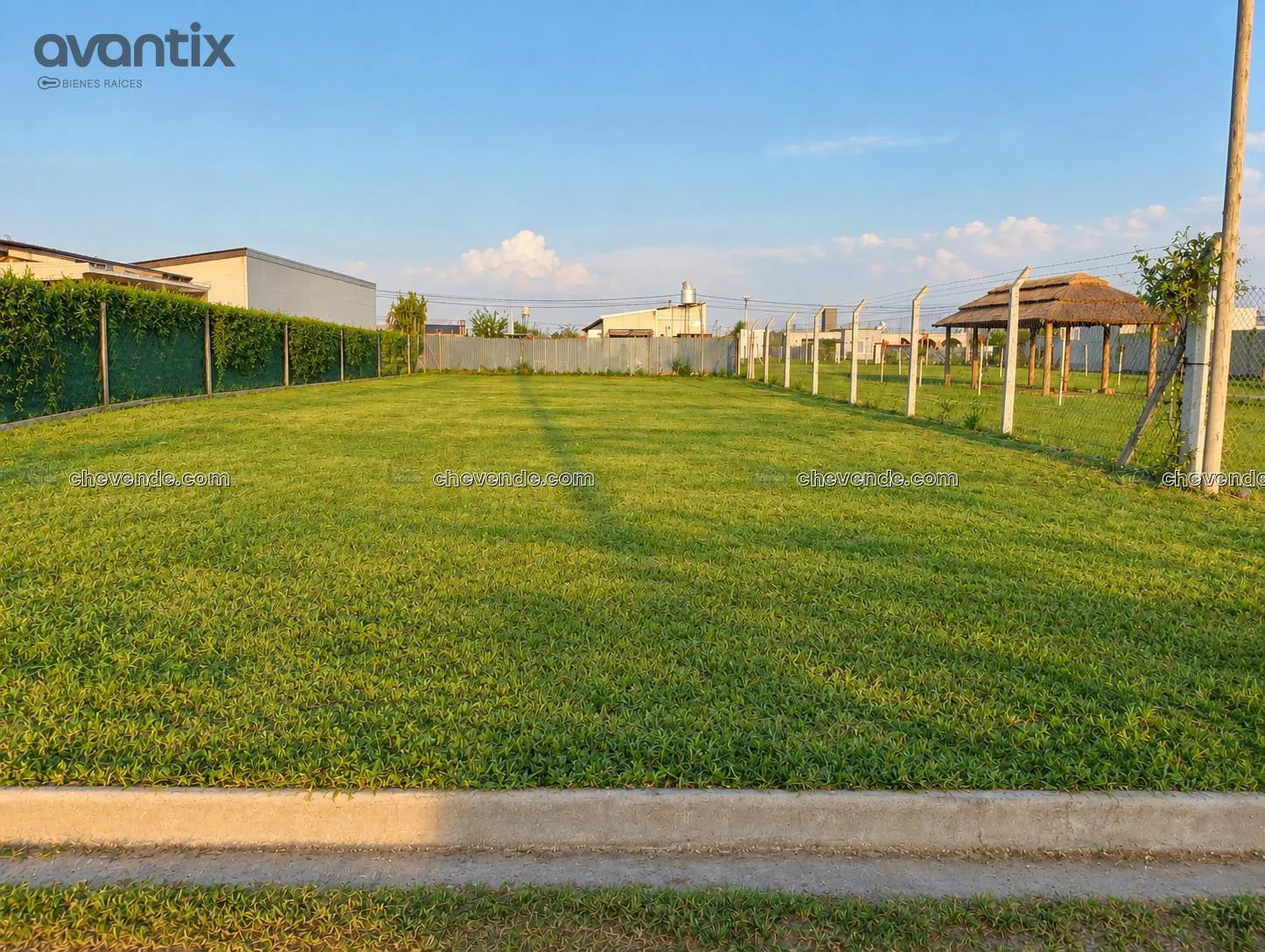 Lote de 545 m2 en Roca