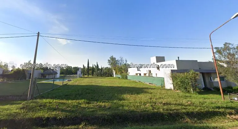 Terreno en venta en Barrio Alamos del Aeroclub