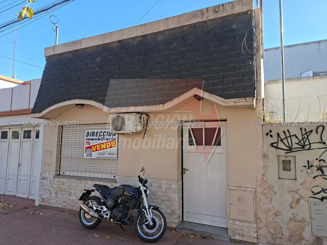 CASA CHICA TODOS SERVICIOS - Dirección Inmobiliaria