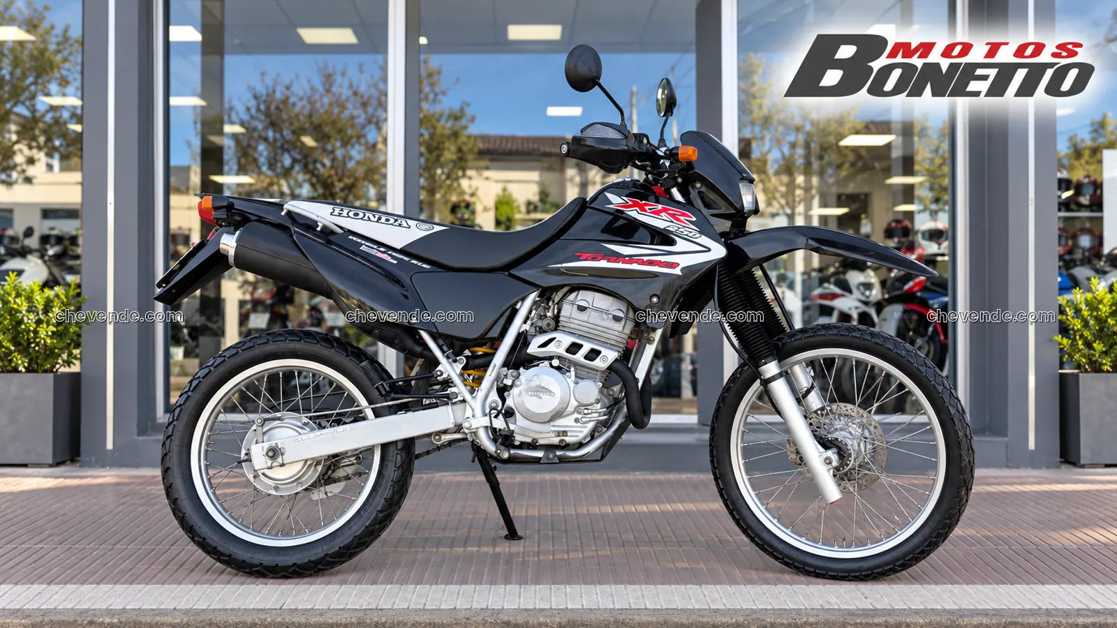 HONDA XR 250 TORNADO 2006 24.300 KM