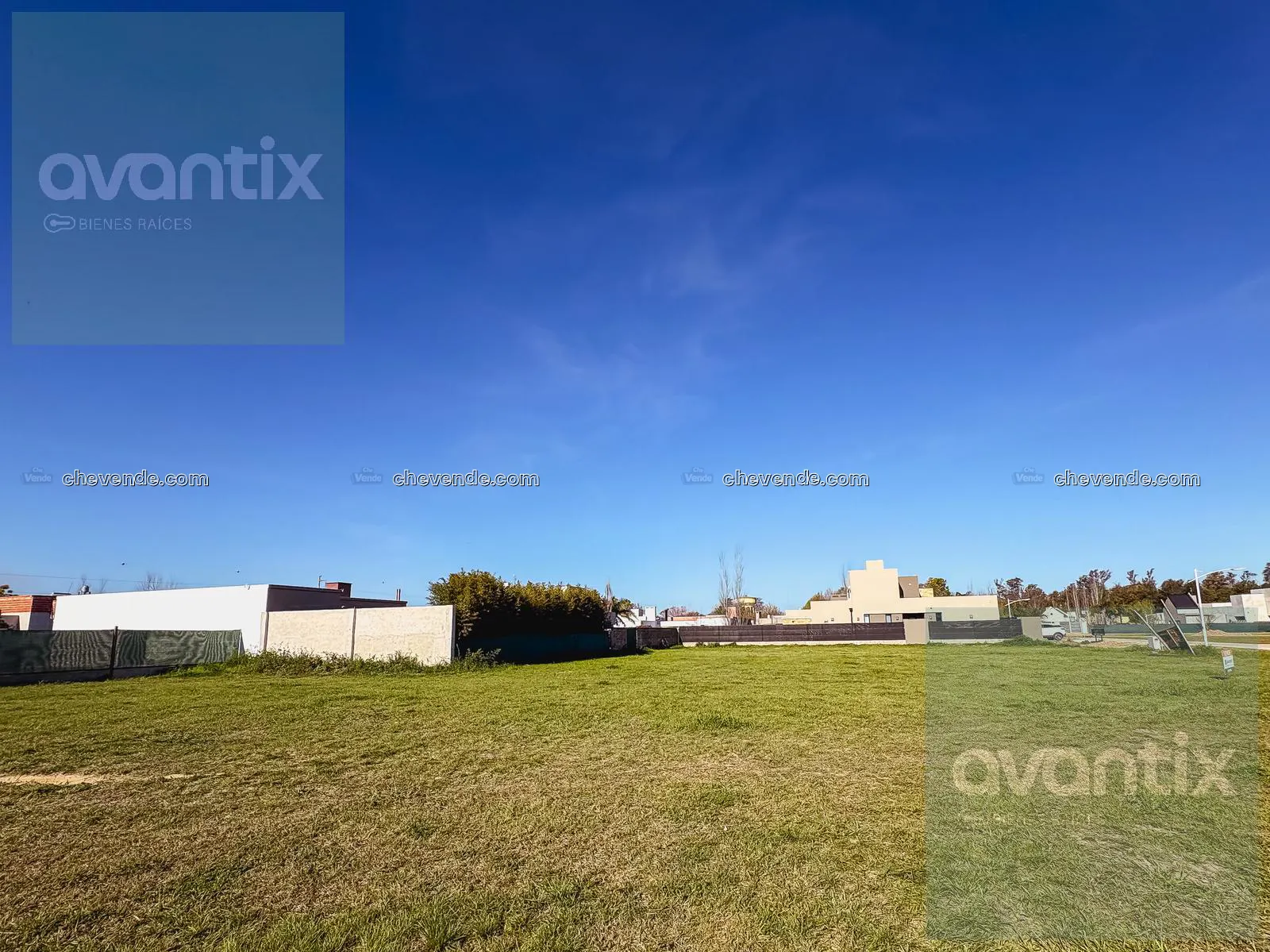 Lotes de 700 m2 en Village del Brigadier 
