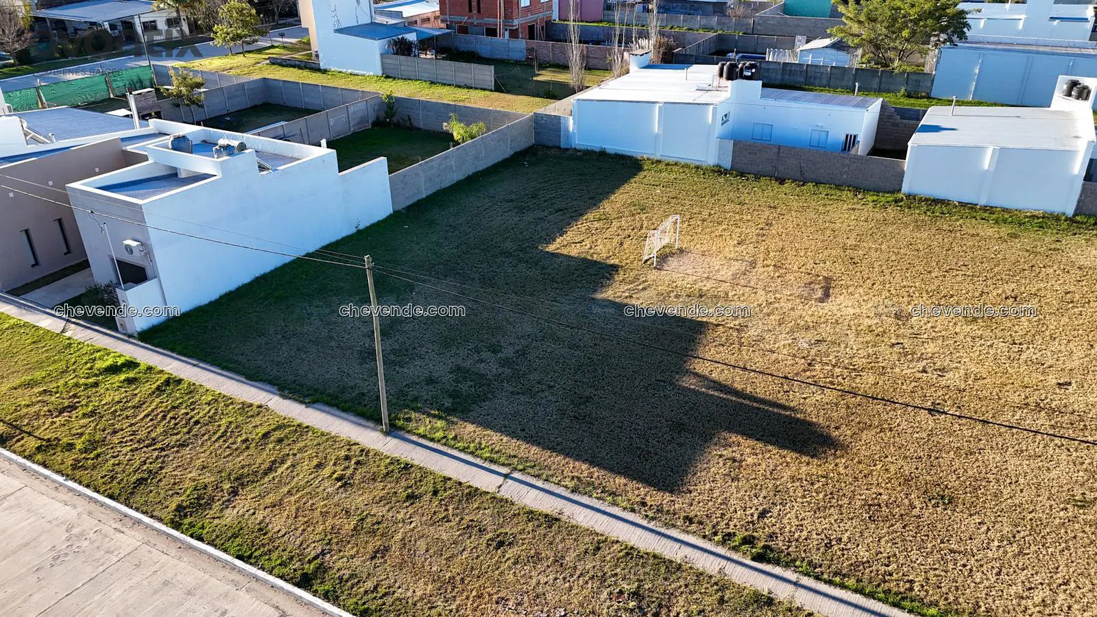 Dos lotes de 360 m2 en Bella Italia